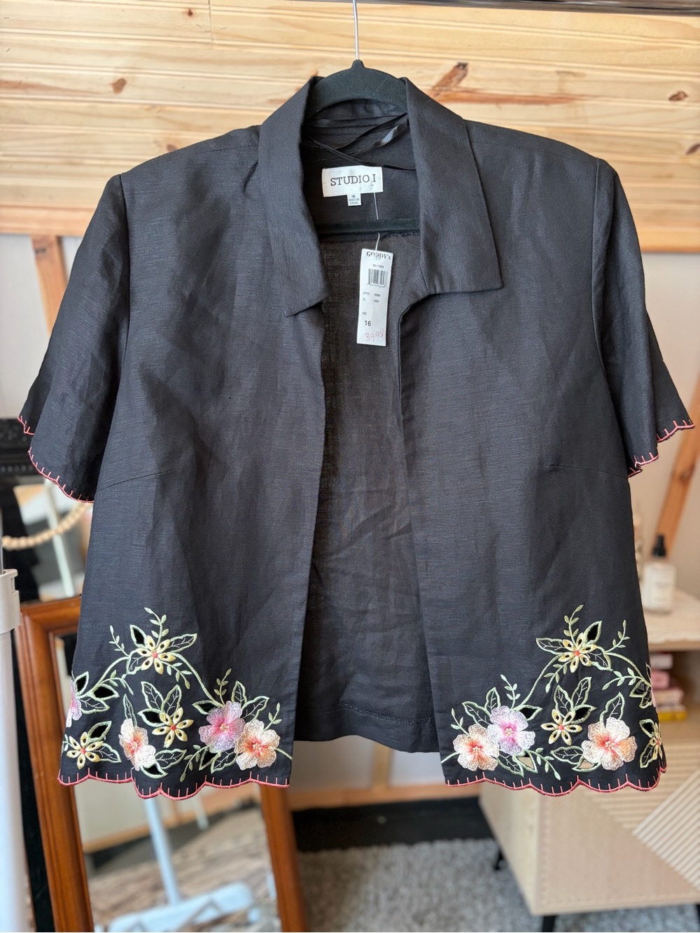 Studio I Black Embroidered Pink Floral Short Sleeve Jacket Scalloped Detail 16